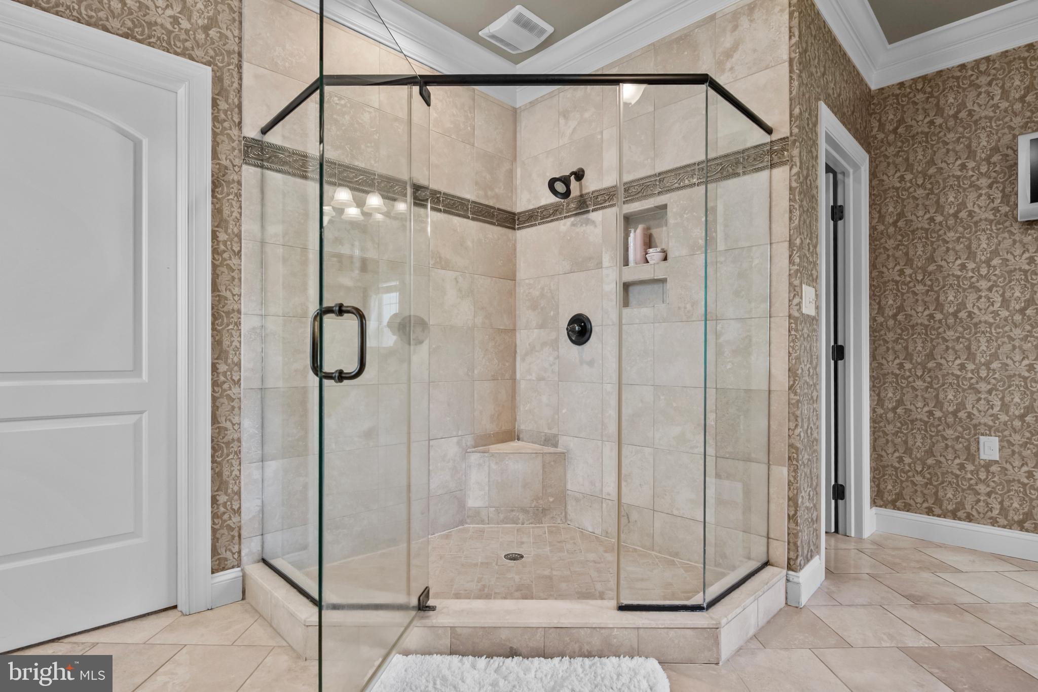 STONEHENGE - Residential