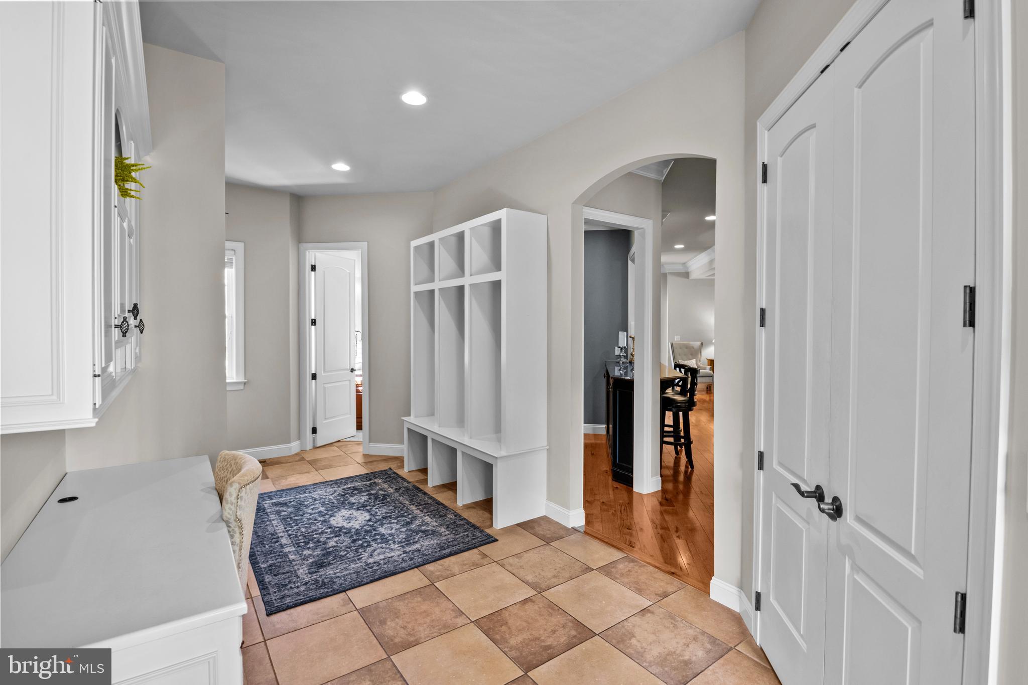 STONEHENGE - Residential