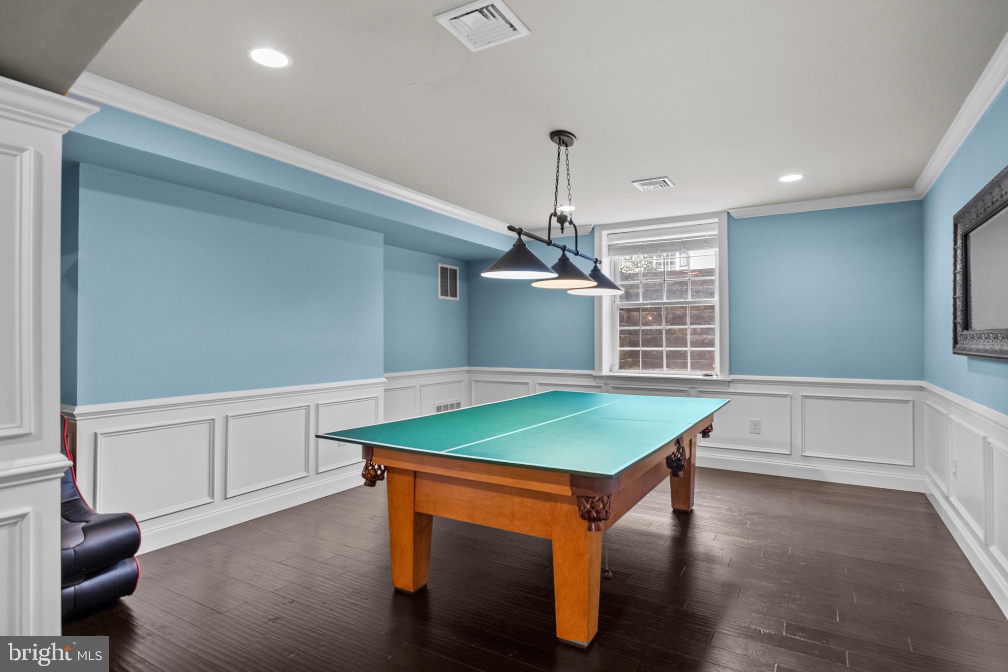 STONEHENGE - Residential