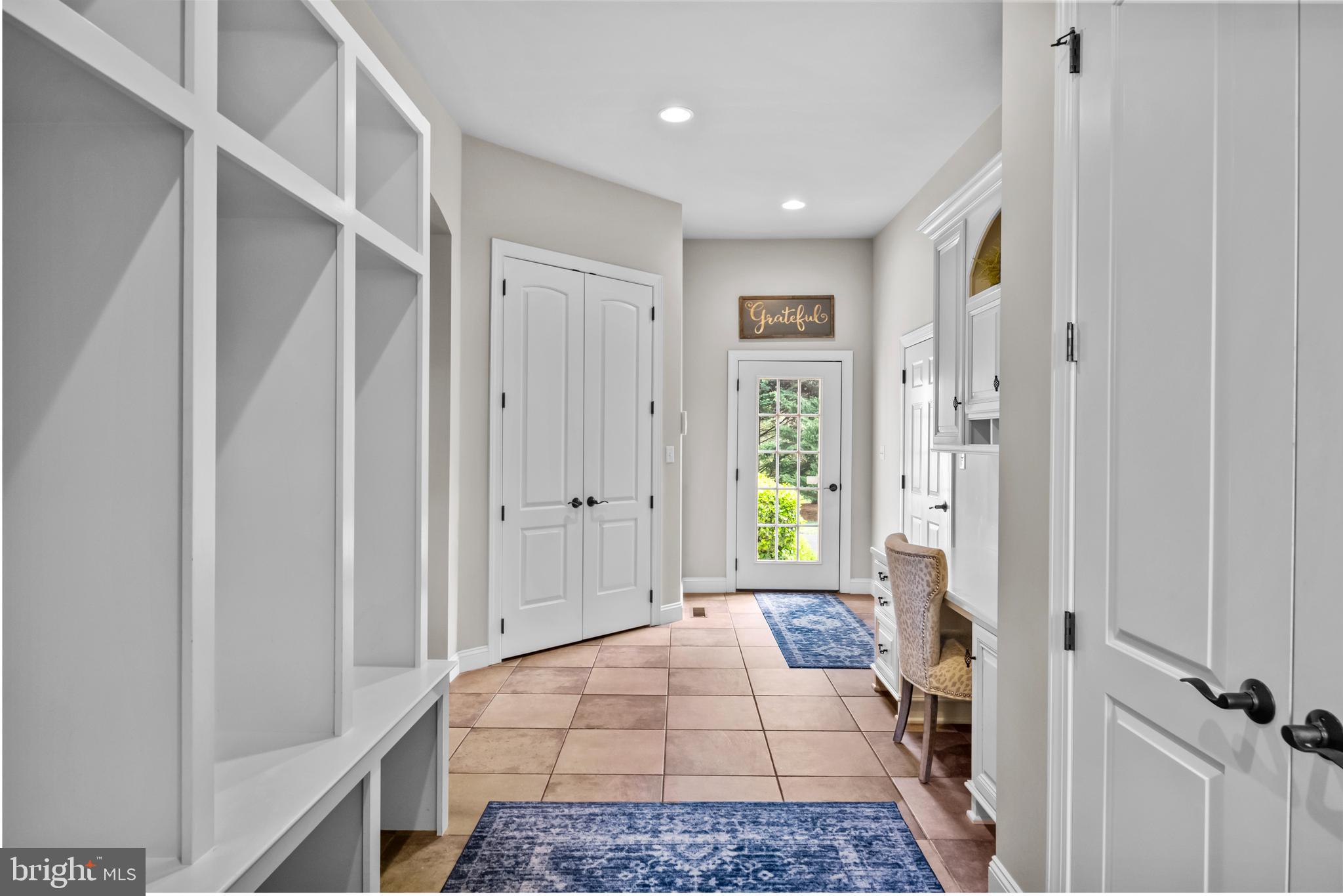 STONEHENGE - Residential