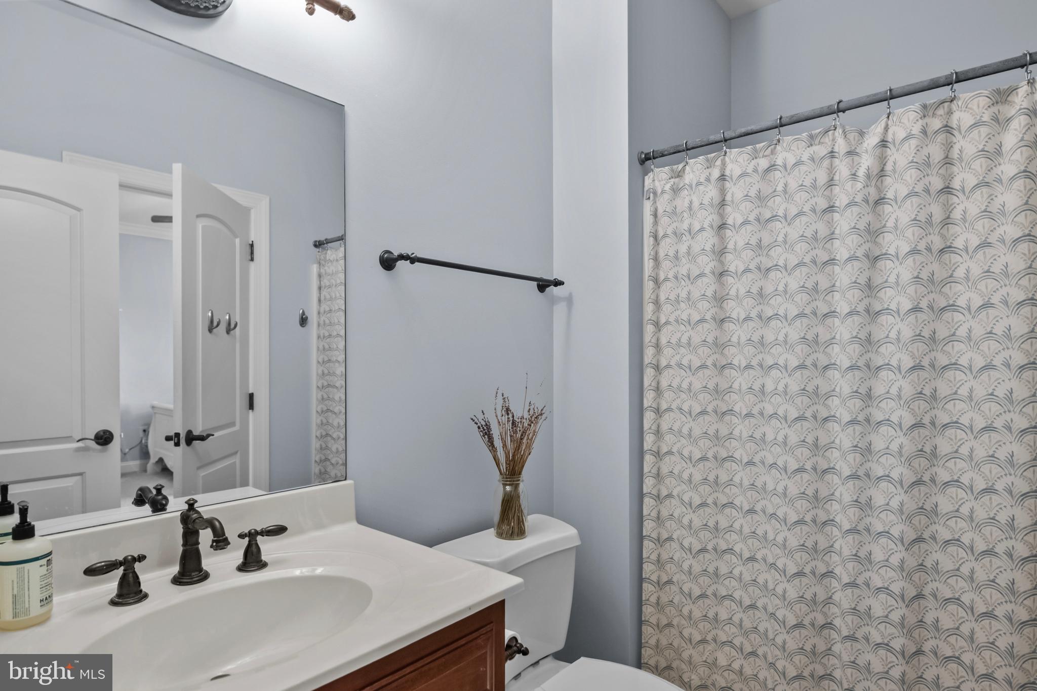 STONEHENGE - Residential