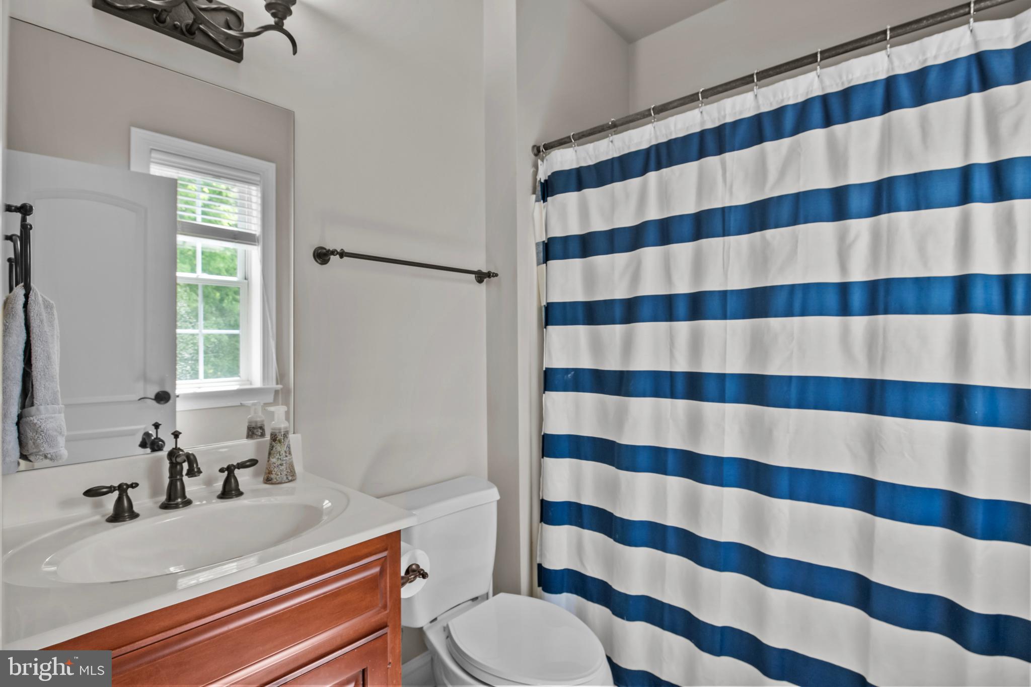 STONEHENGE - Residential