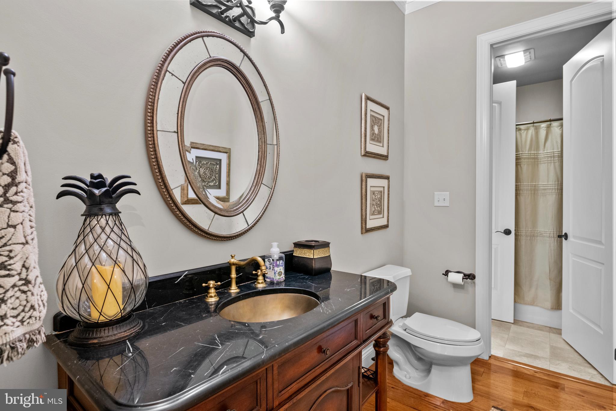 STONEHENGE - Residential