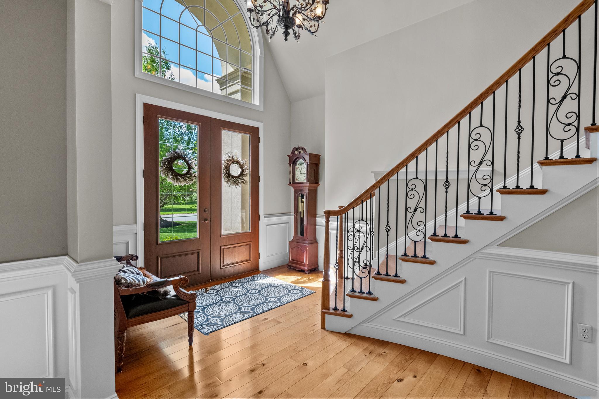 STONEHENGE - Residential