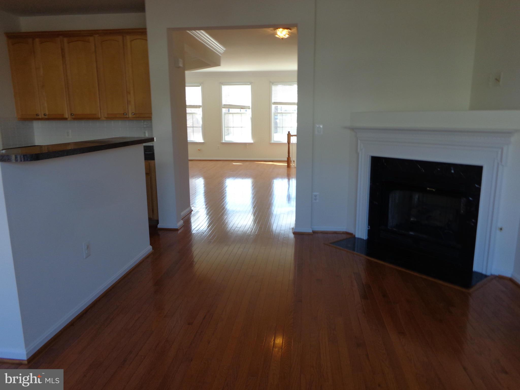 ROCKLAND VILLAGE - Residential Lease