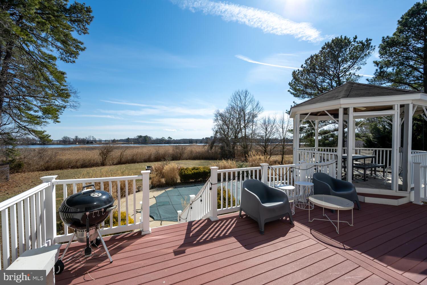 HIGH BANKS SEC I - Residential