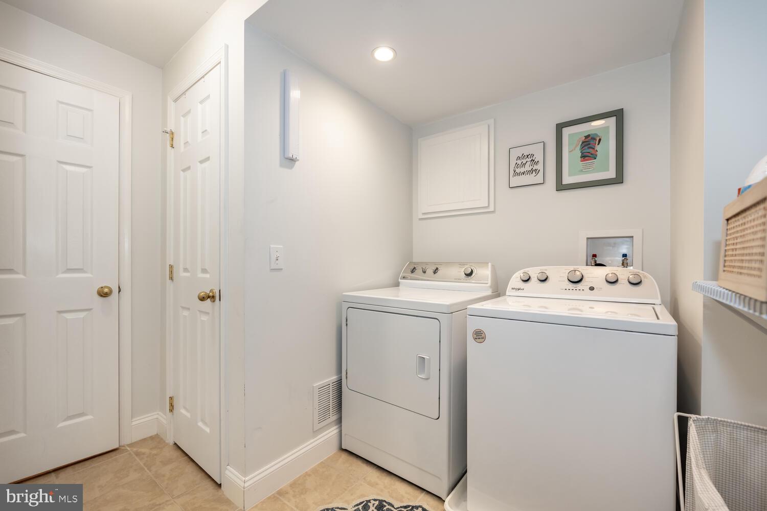 HIGH BANKS SEC I - Residential