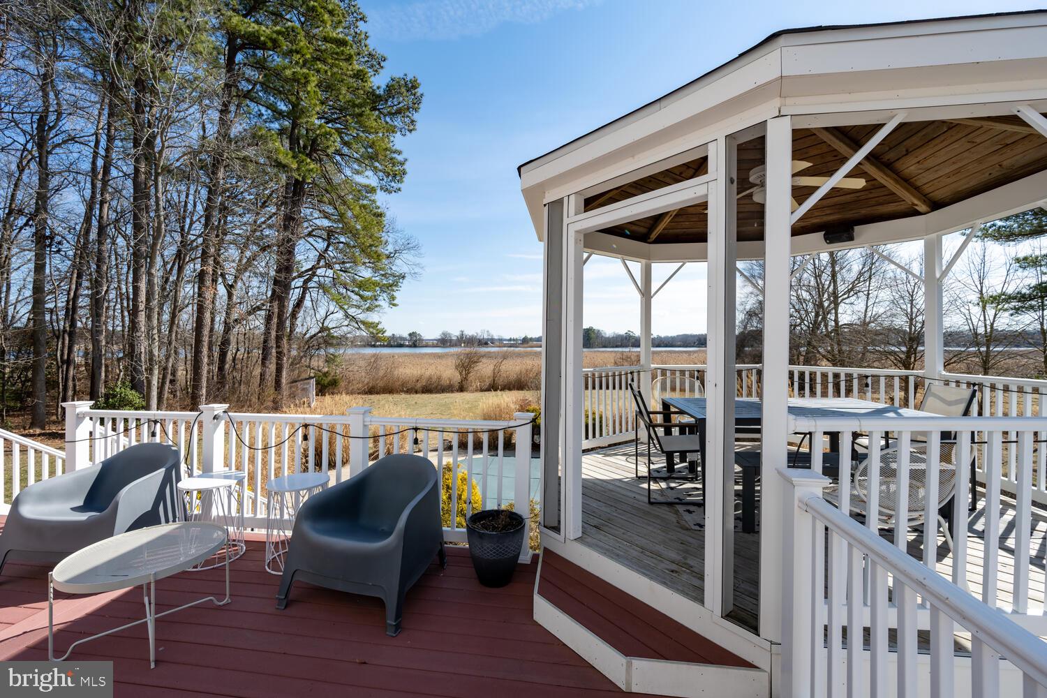 HIGH BANKS SEC I - Residential