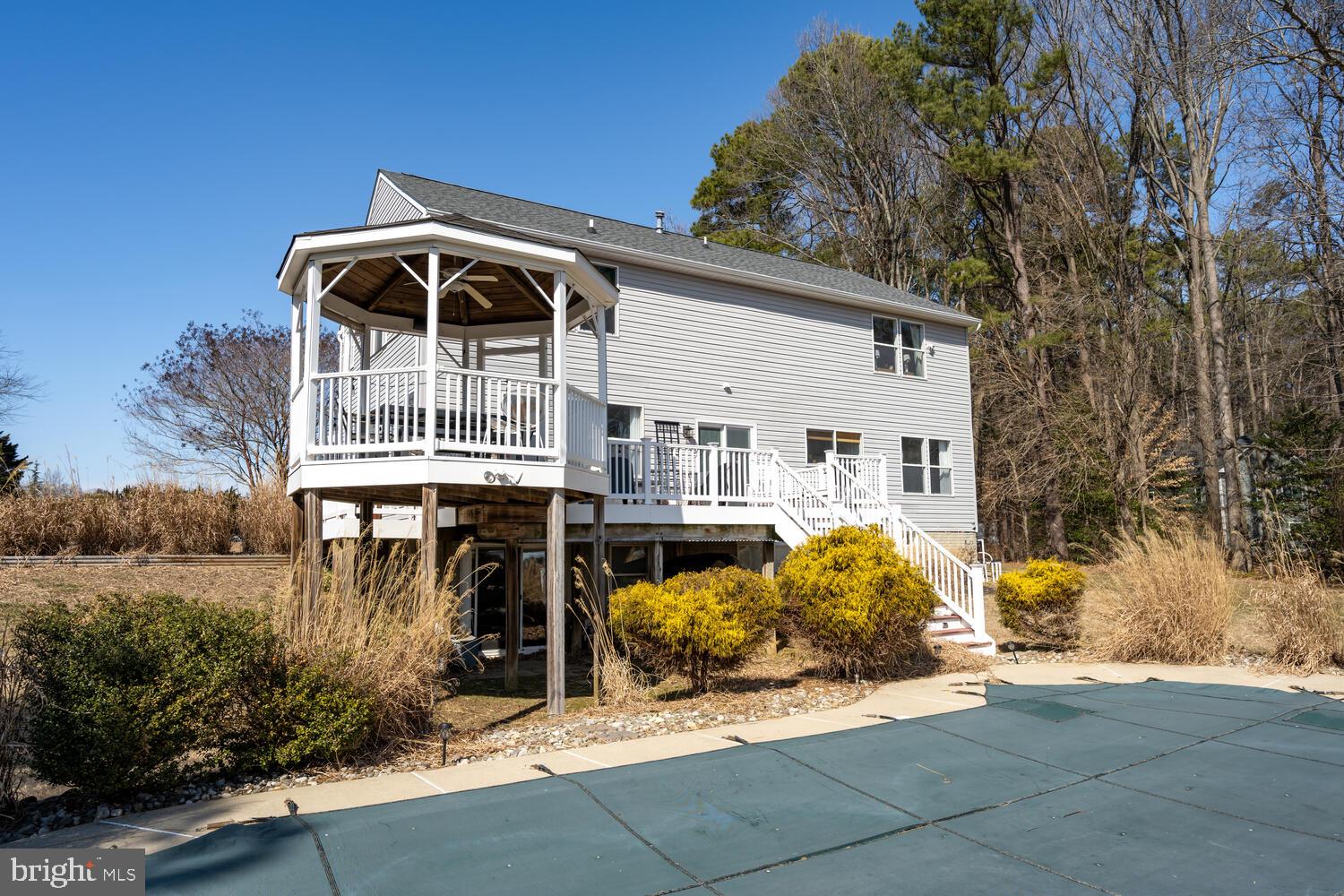 HIGH BANKS SEC I - Residential