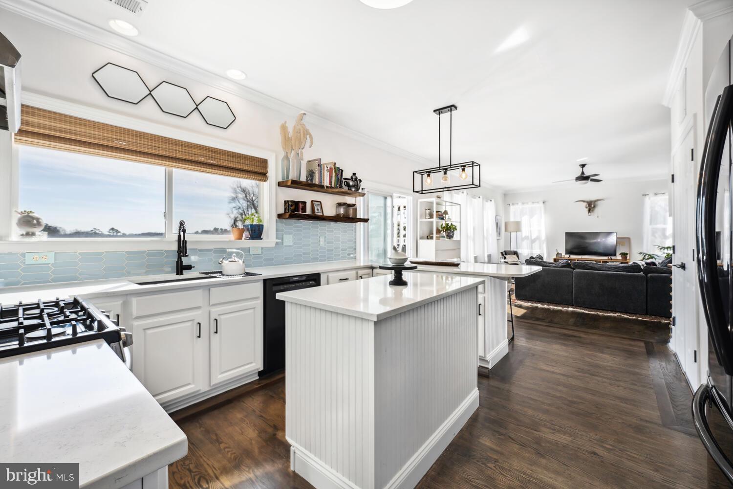 HIGH BANKS SEC I - Residential