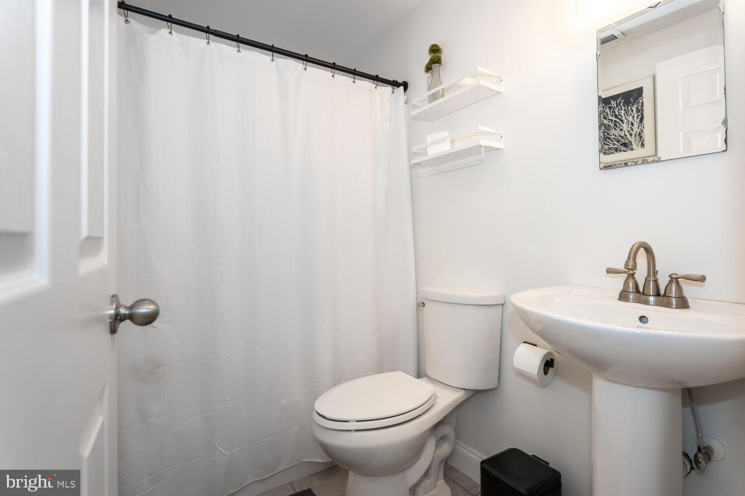 HIGH BANKS SEC I - Residential