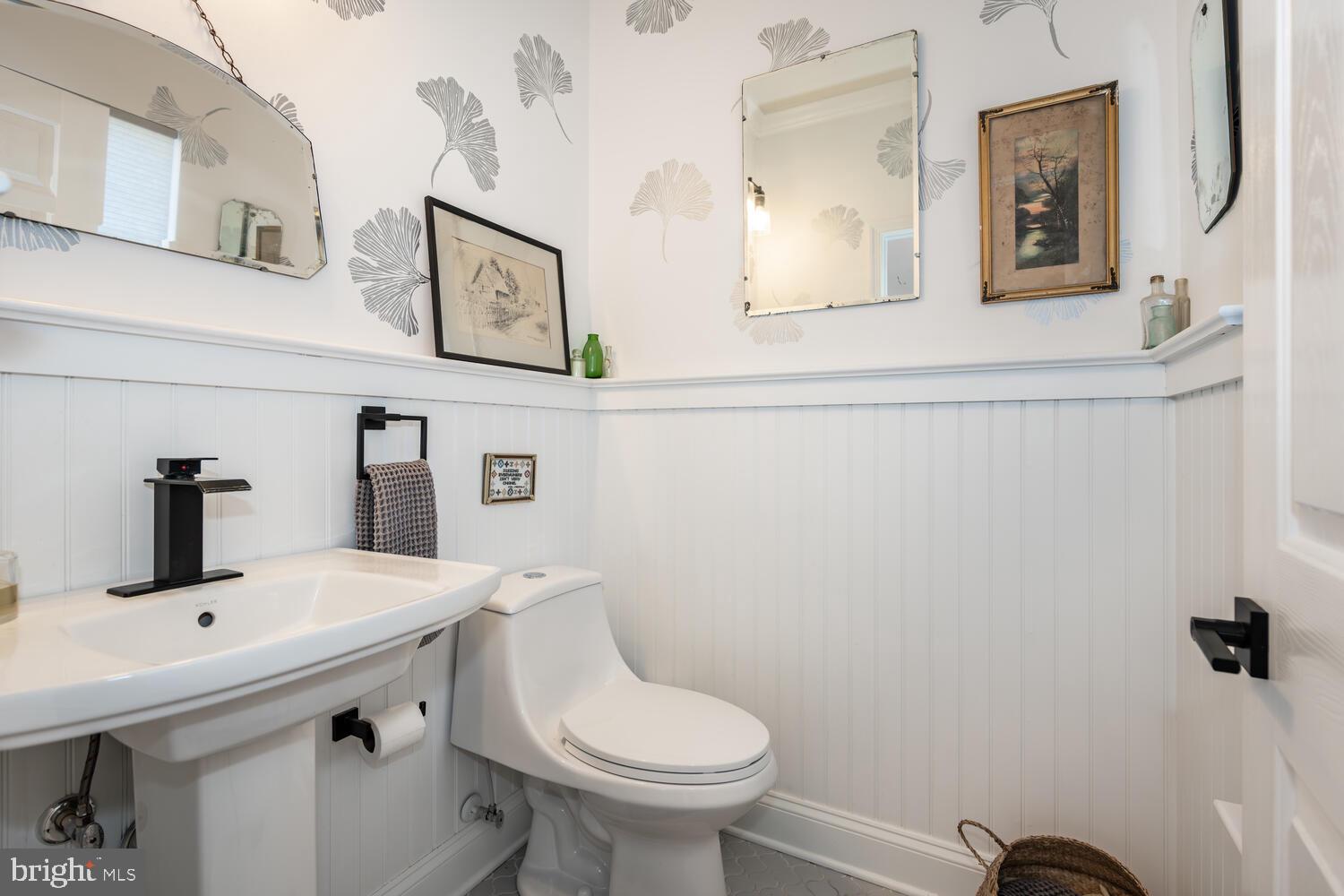 HIGH BANKS SEC I - Residential