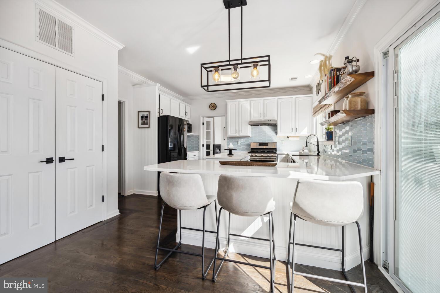 HIGH BANKS SEC I - Residential