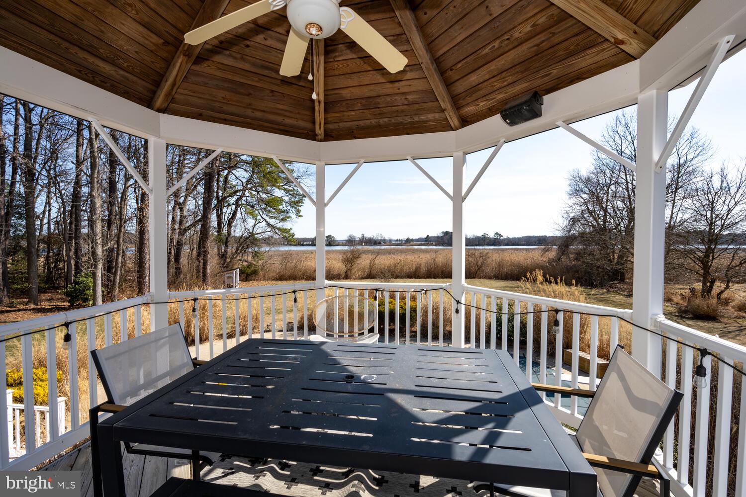 HIGH BANKS SEC I - Residential