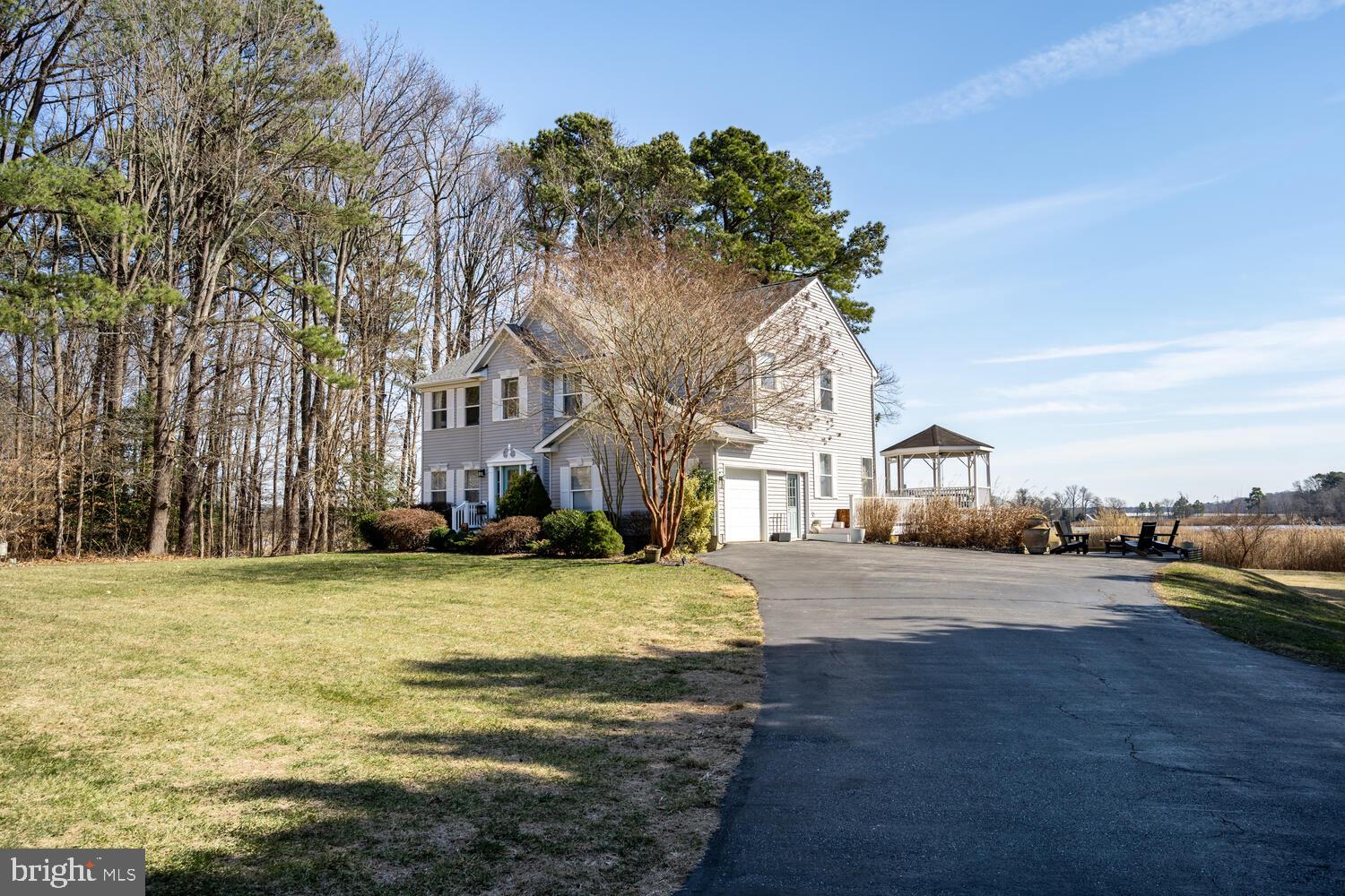 HIGH BANKS SEC I - Residential