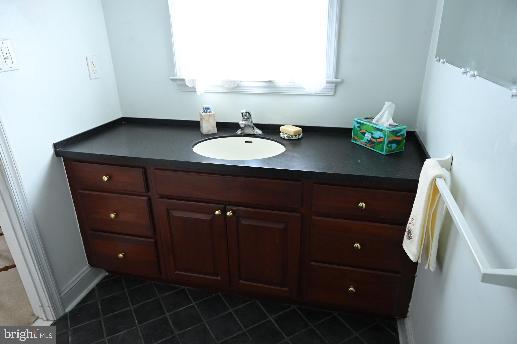 GLENSIDE - Residential