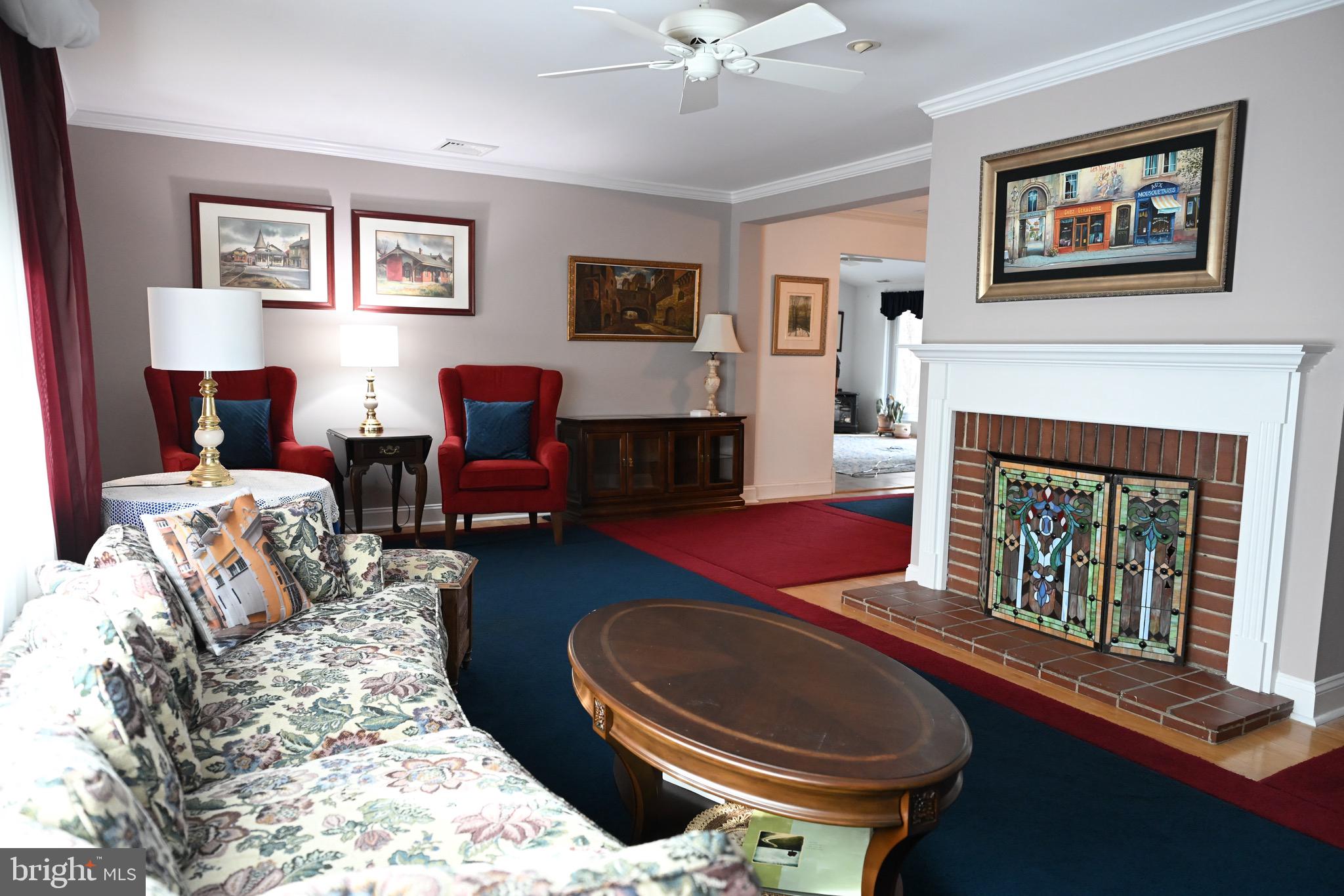 GLENSIDE - Residential