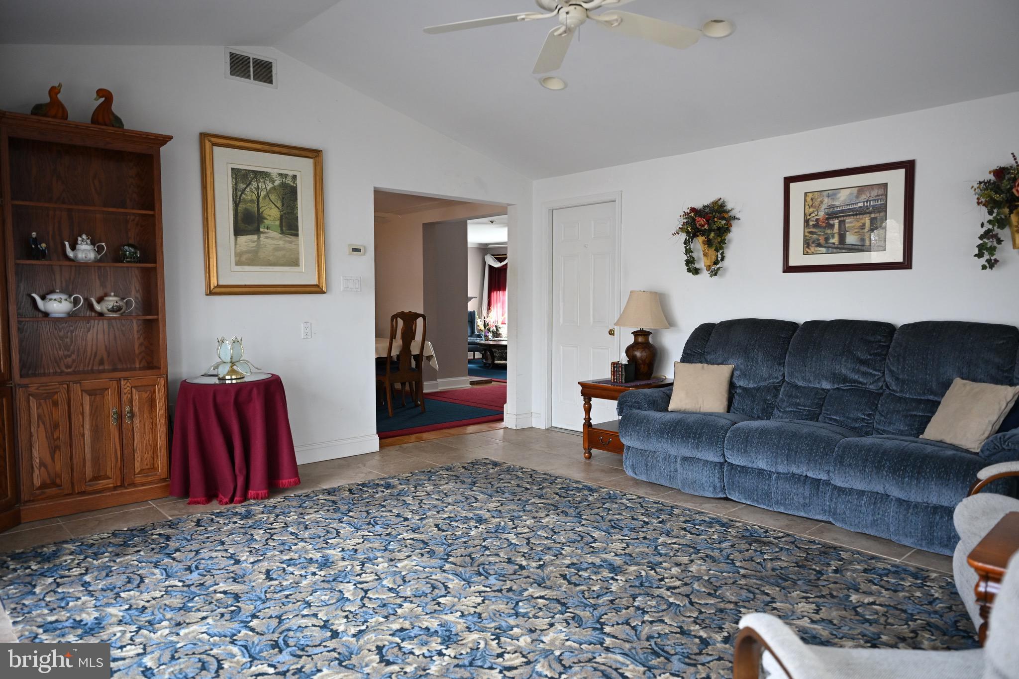 GLENSIDE - Residential