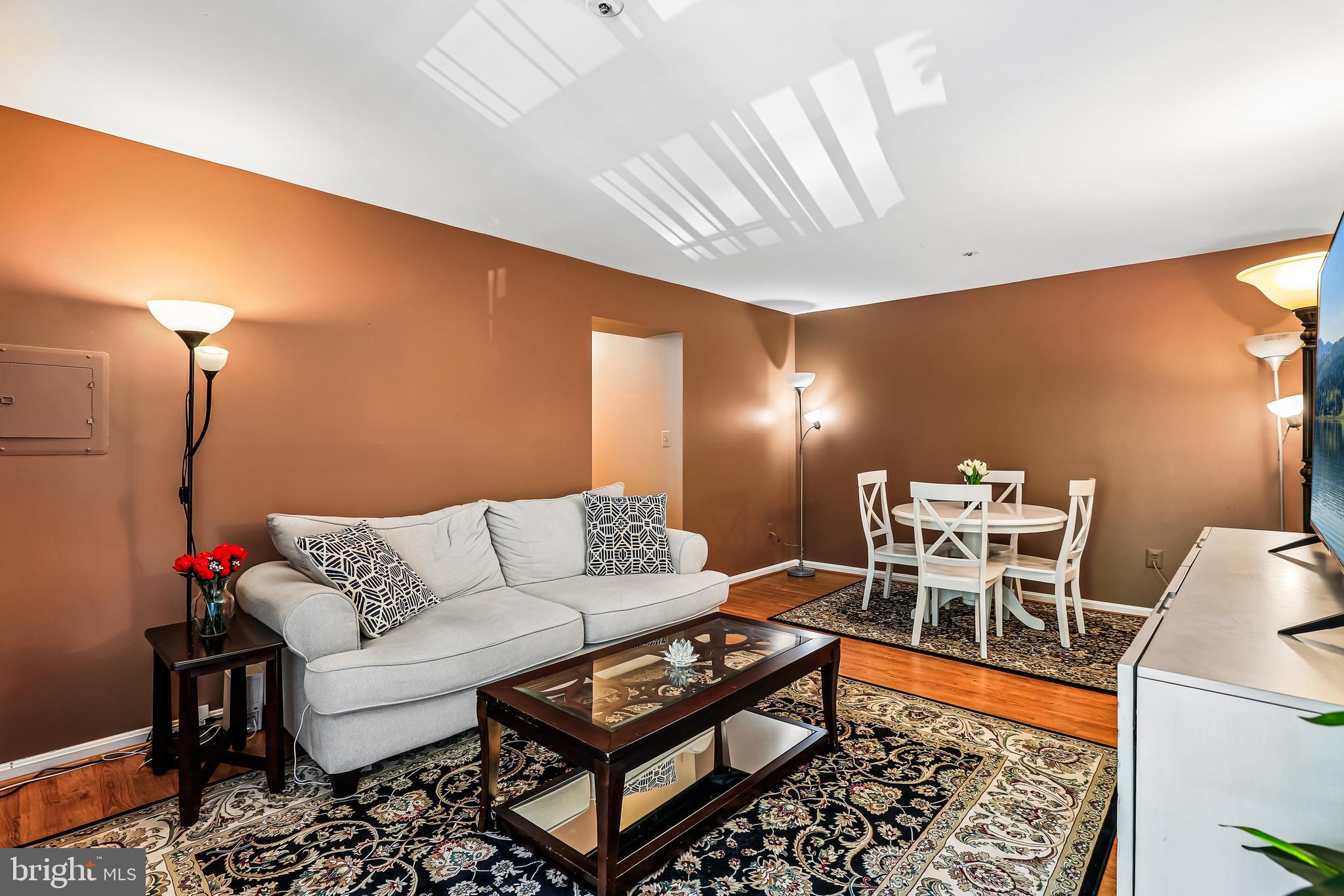 MONTGOMERY RUN - Residential