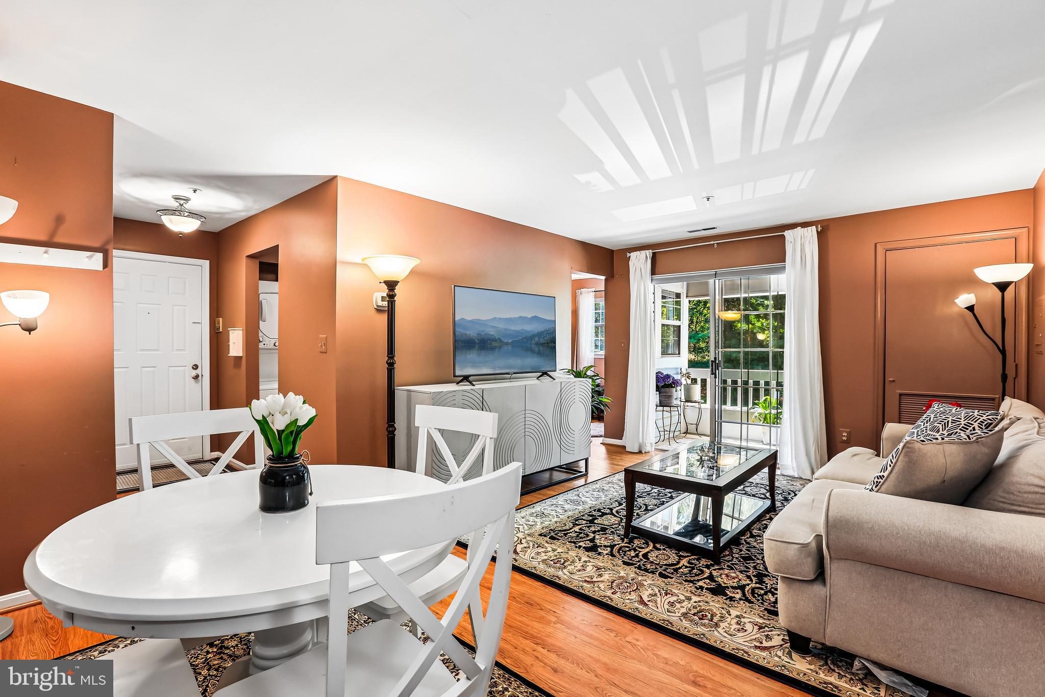 MONTGOMERY RUN - Residential