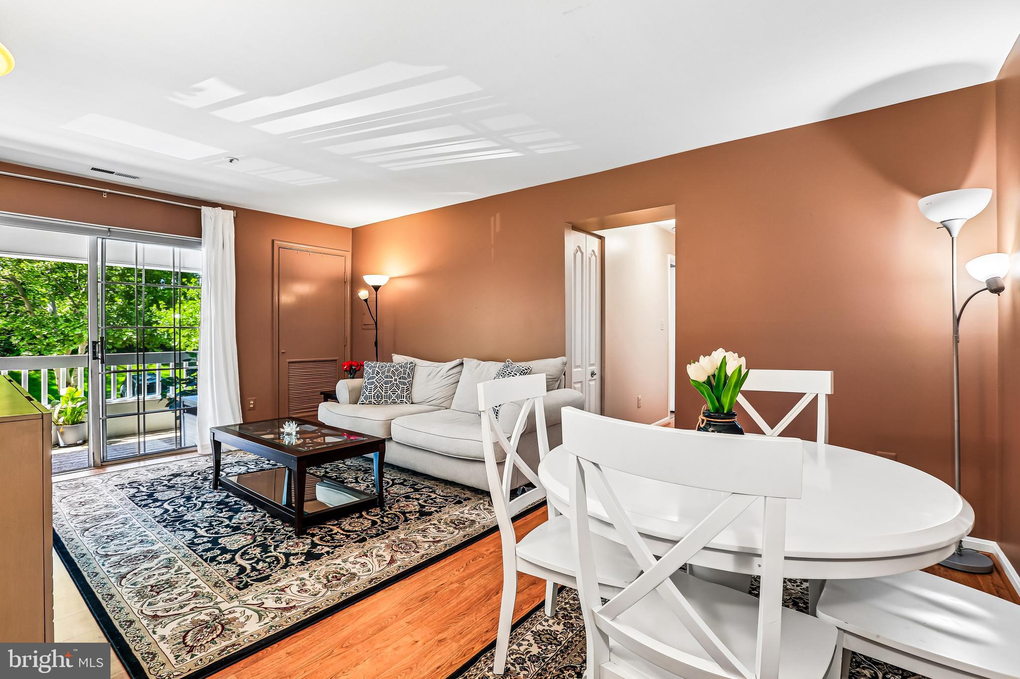 MONTGOMERY RUN - Residential