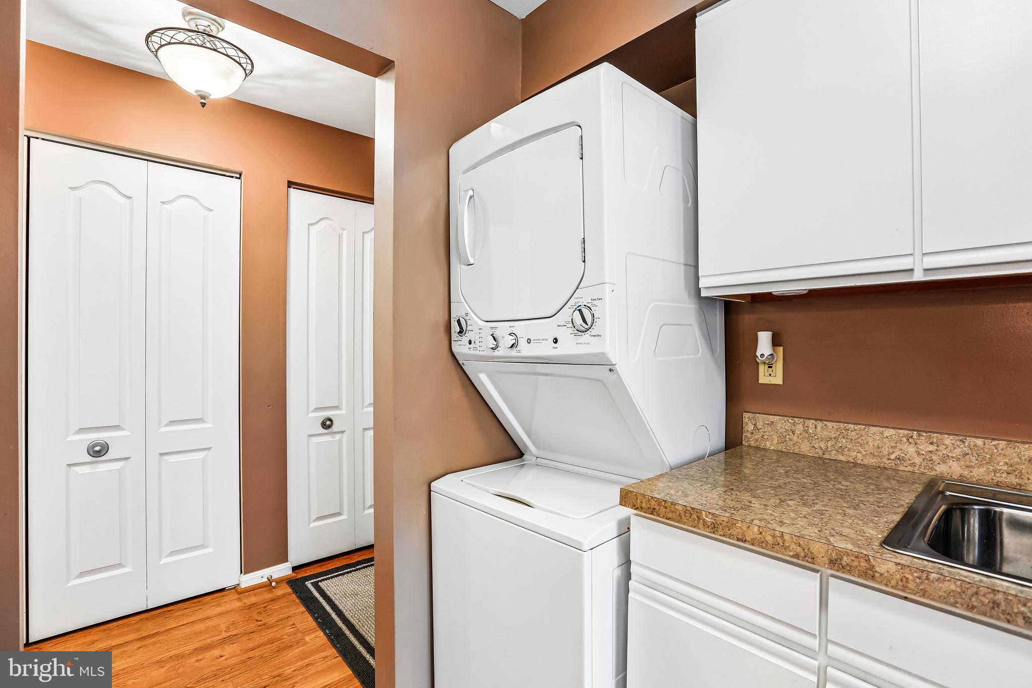 MONTGOMERY RUN - Residential