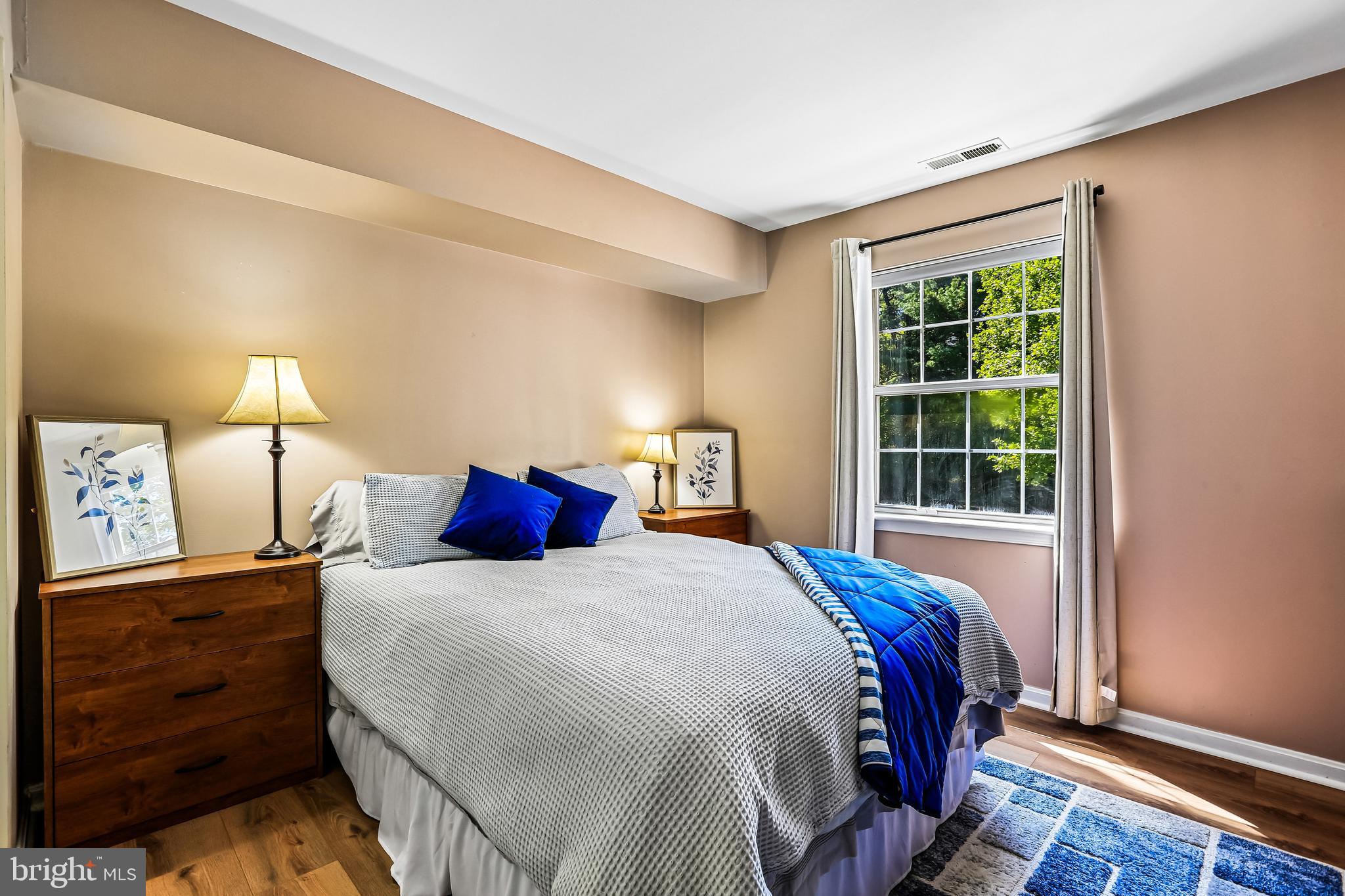 MONTGOMERY RUN - Residential
