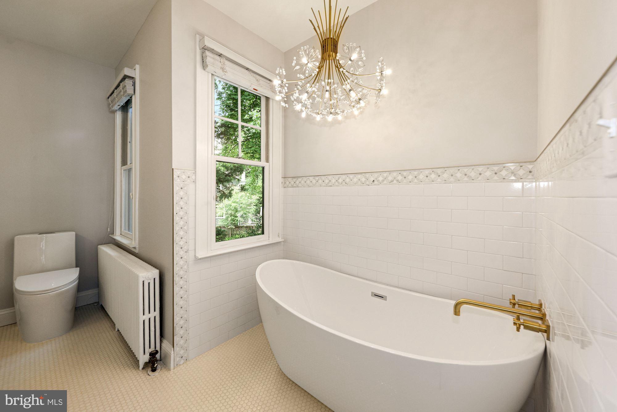 CHEVY CHASE - Residential