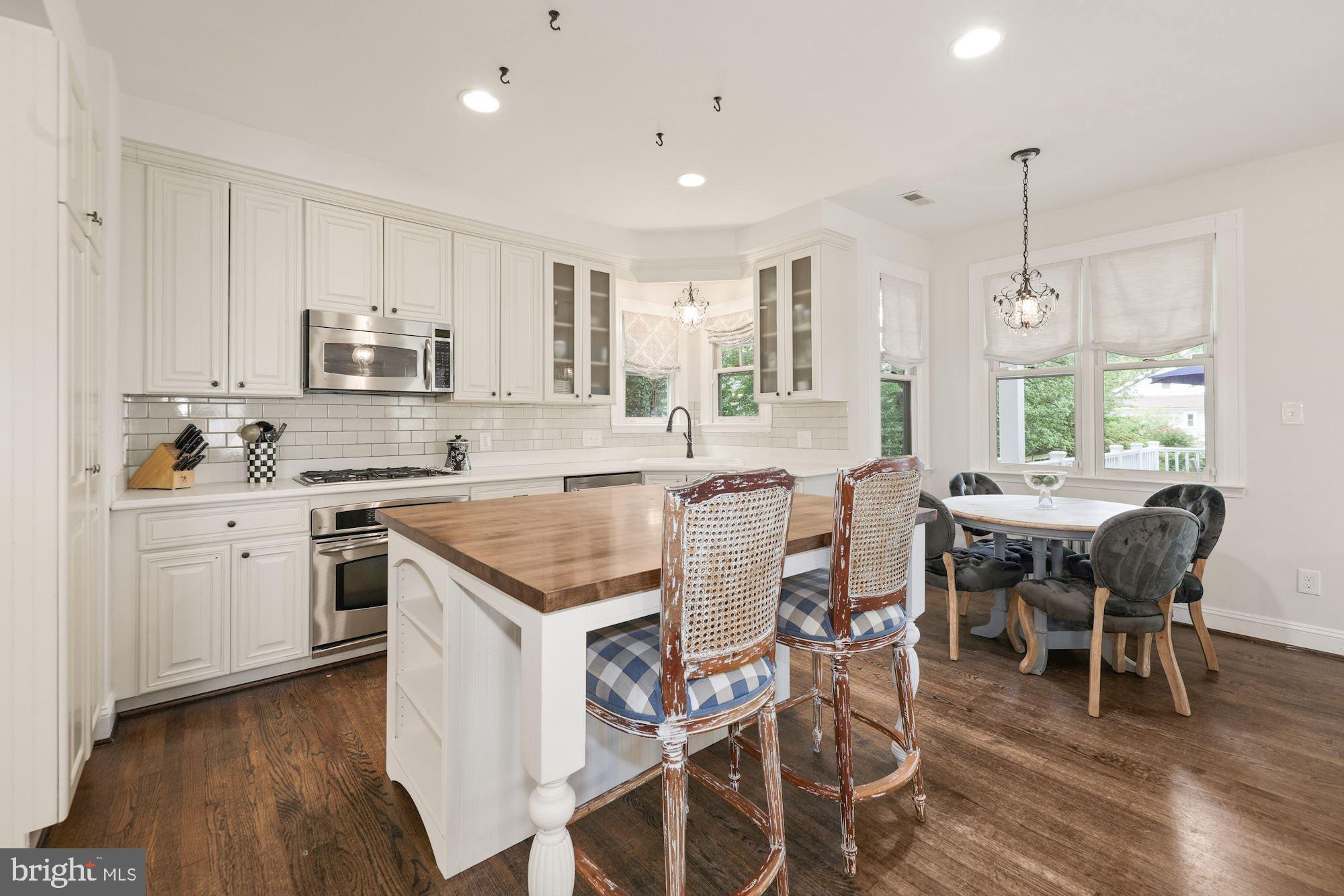 CHEVY CHASE - Residential