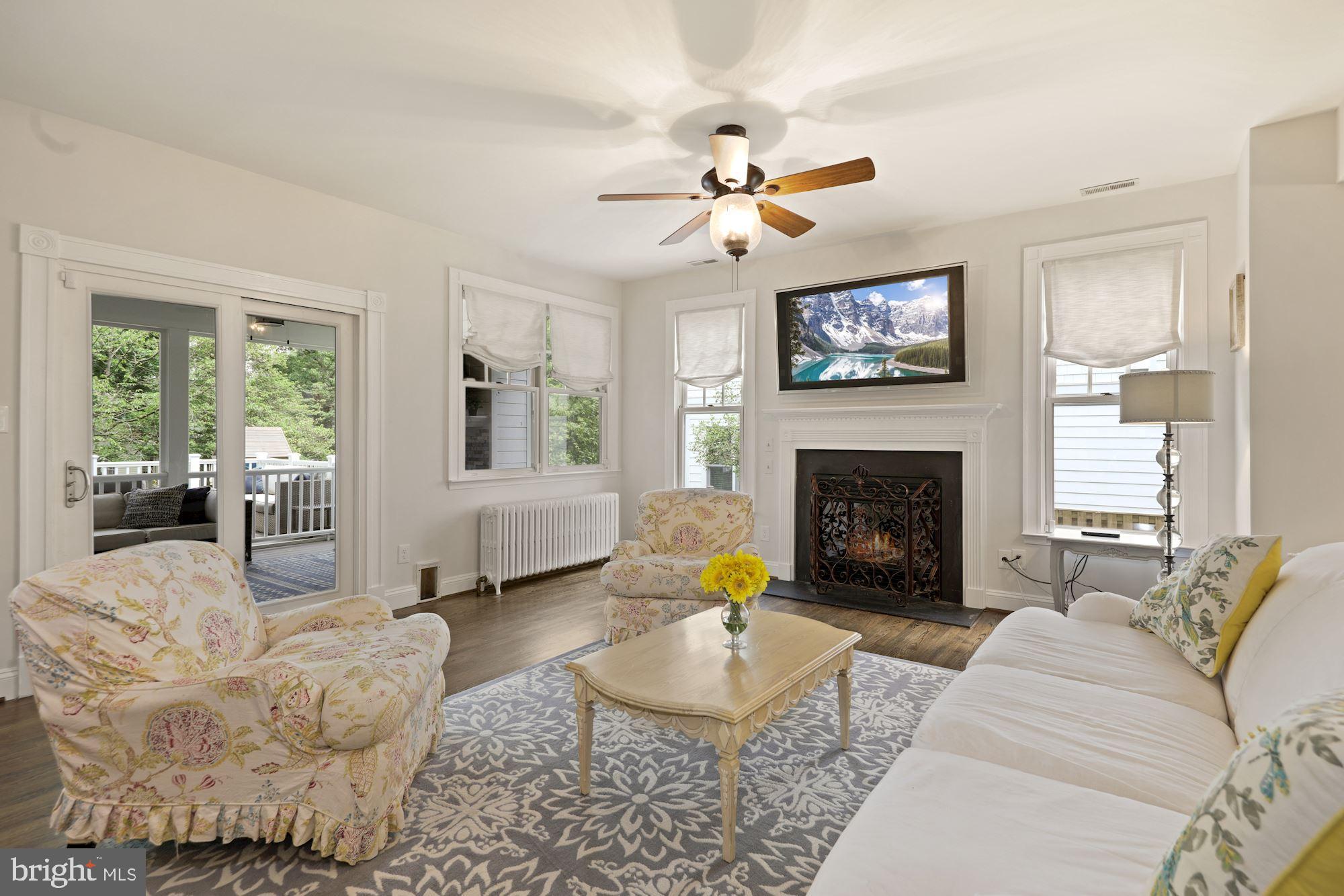 CHEVY CHASE - Residential