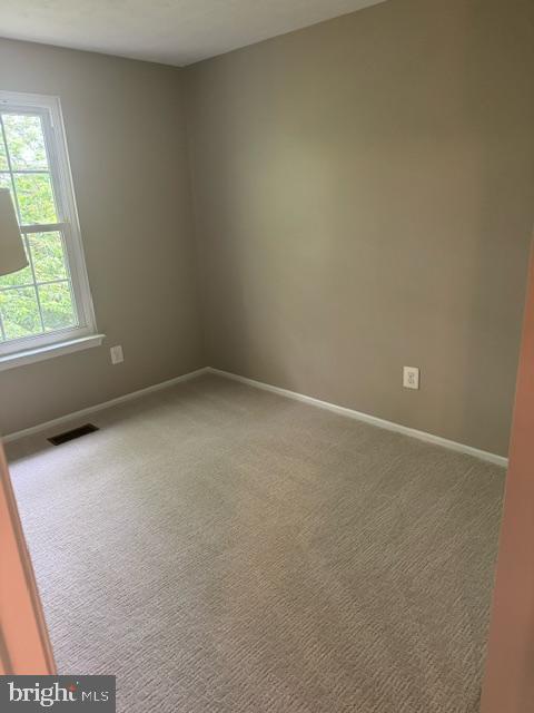 WHISPERING WOODS - Residential