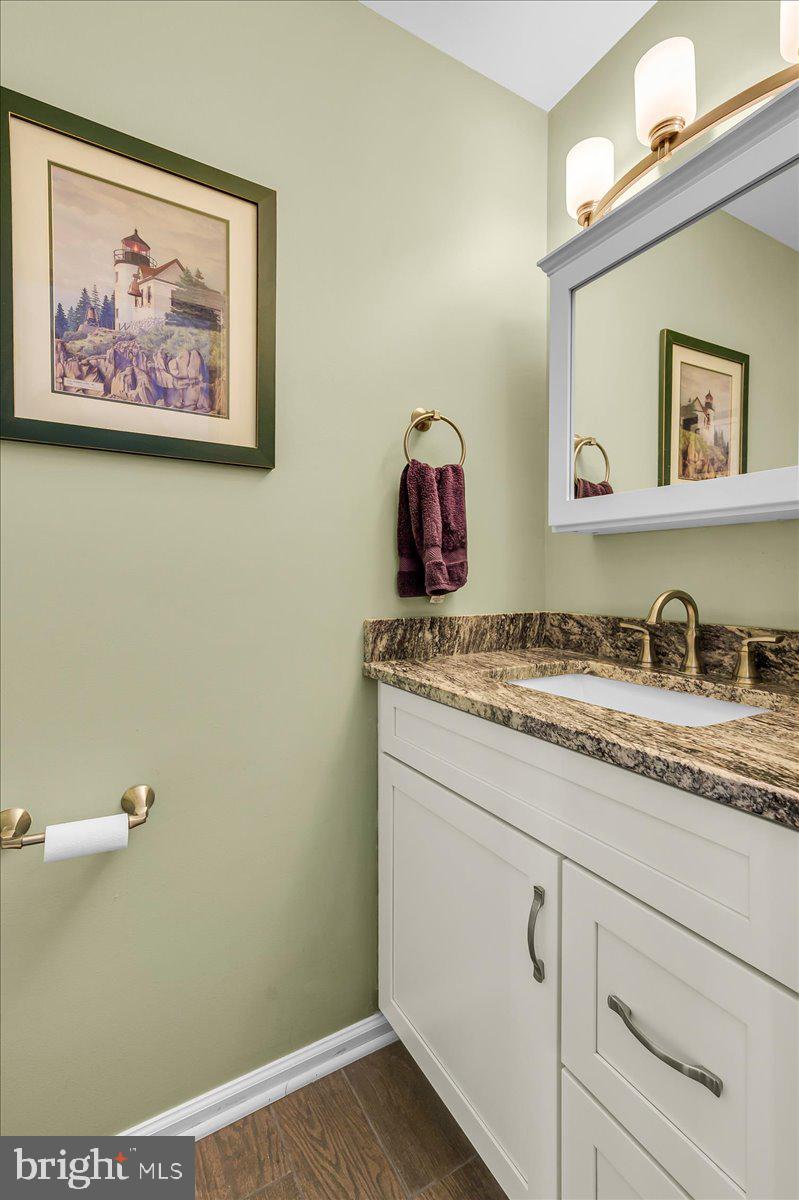 STRAWBERRY HILL - Residential