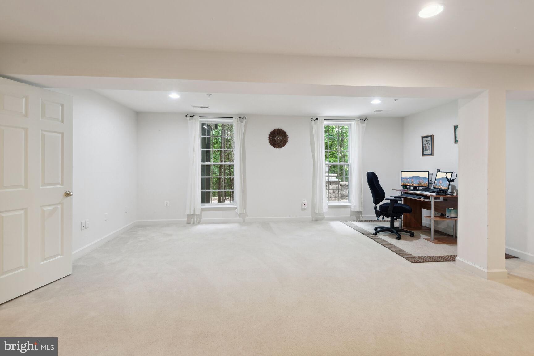 CROSS CREEK CLUB - Residential