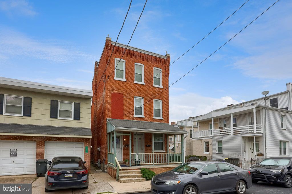 Photo of 751 E Fulton St, LANCASTER, PA 17602 (MLS # PALA2078406)