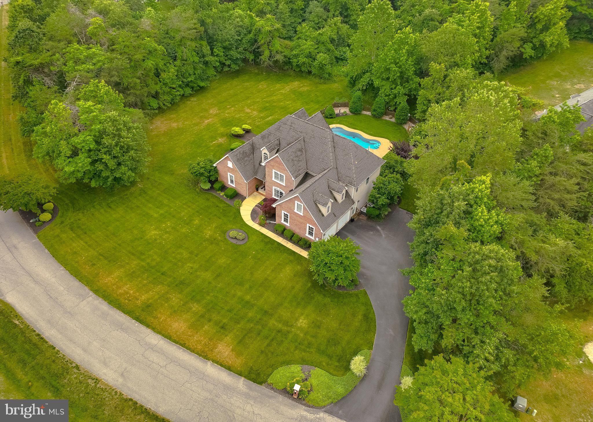 MAGNOLIA ISLE - Residential