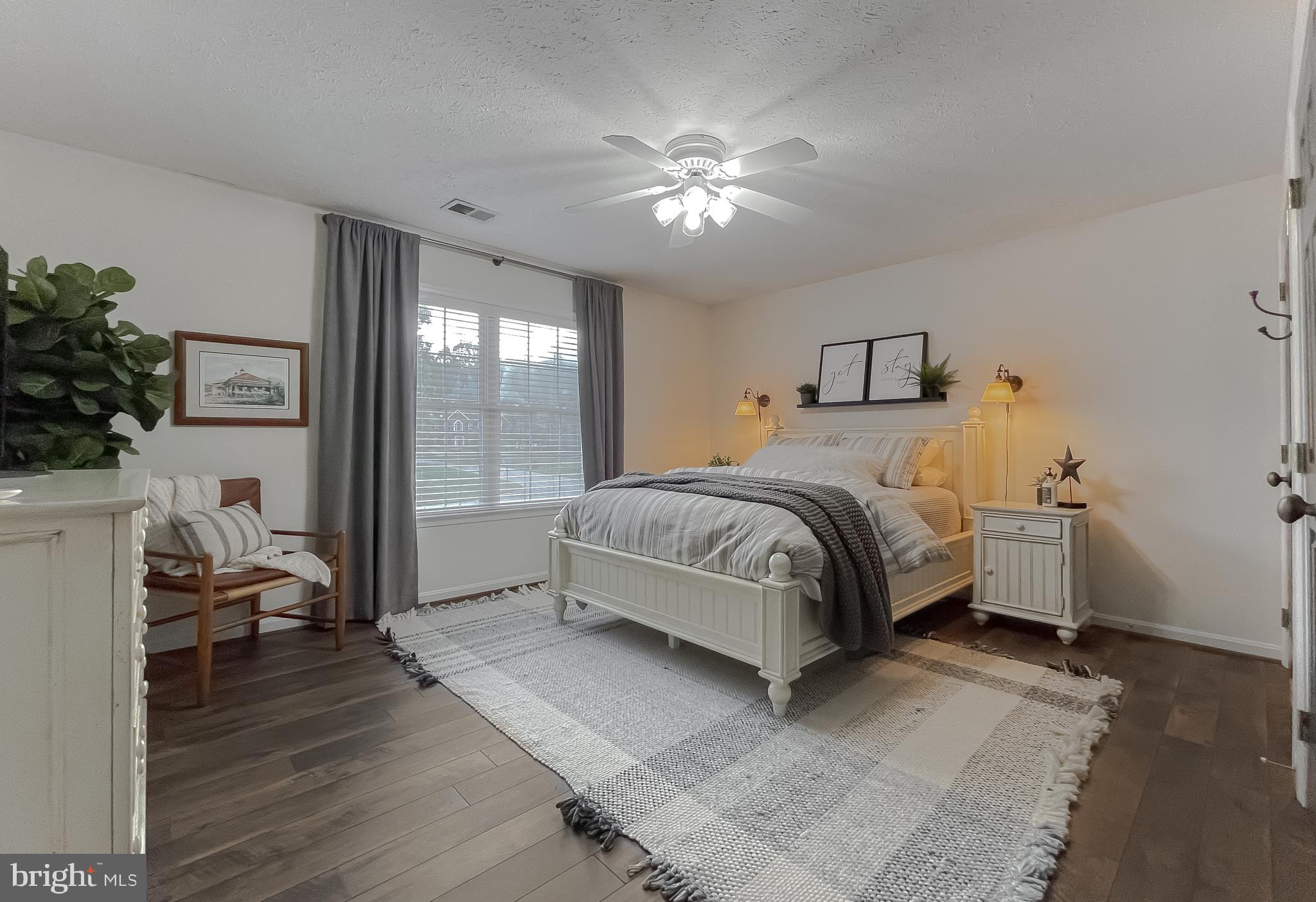 MAGNOLIA ISLE - Residential