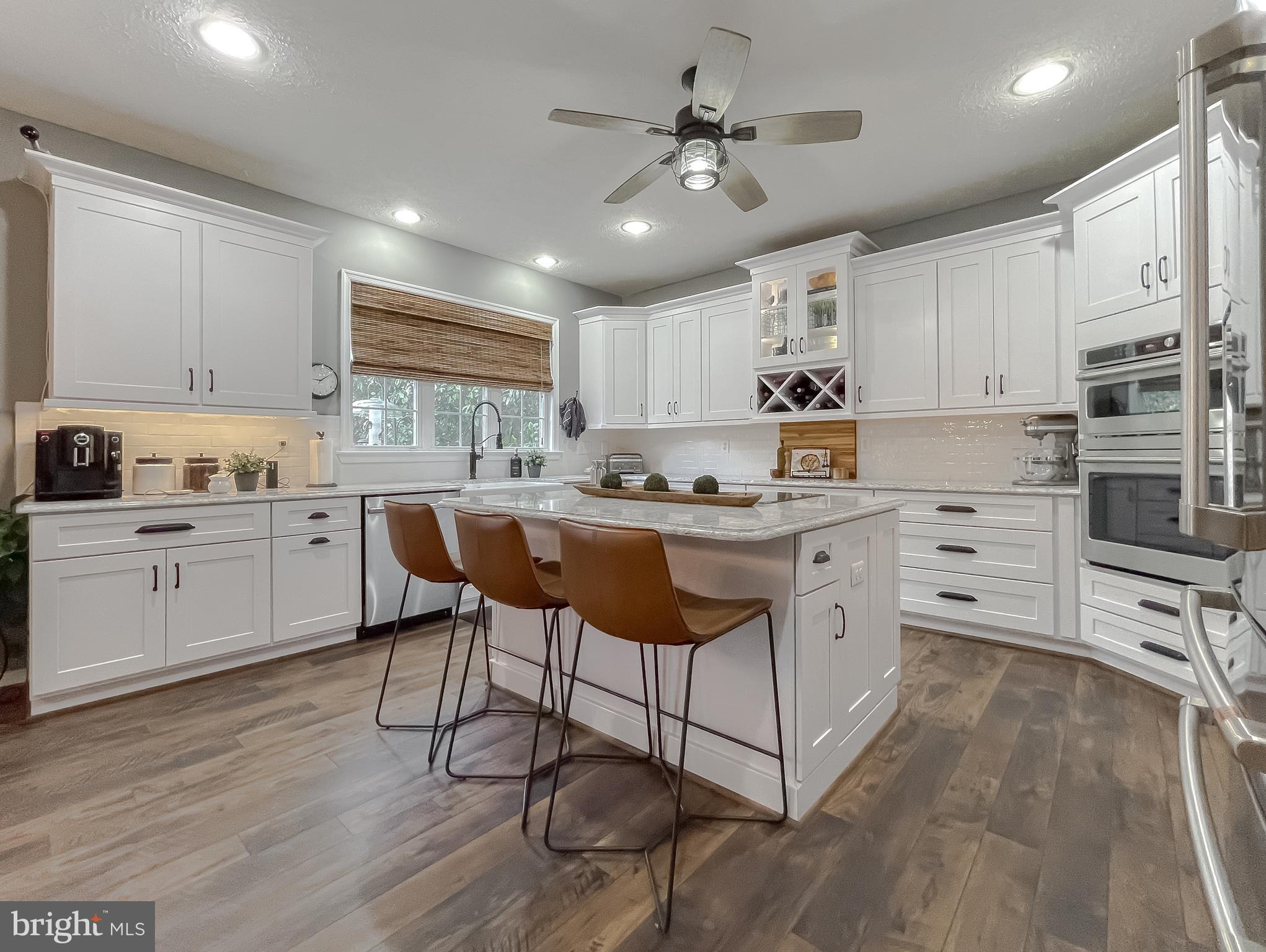 MAGNOLIA ISLE - Residential