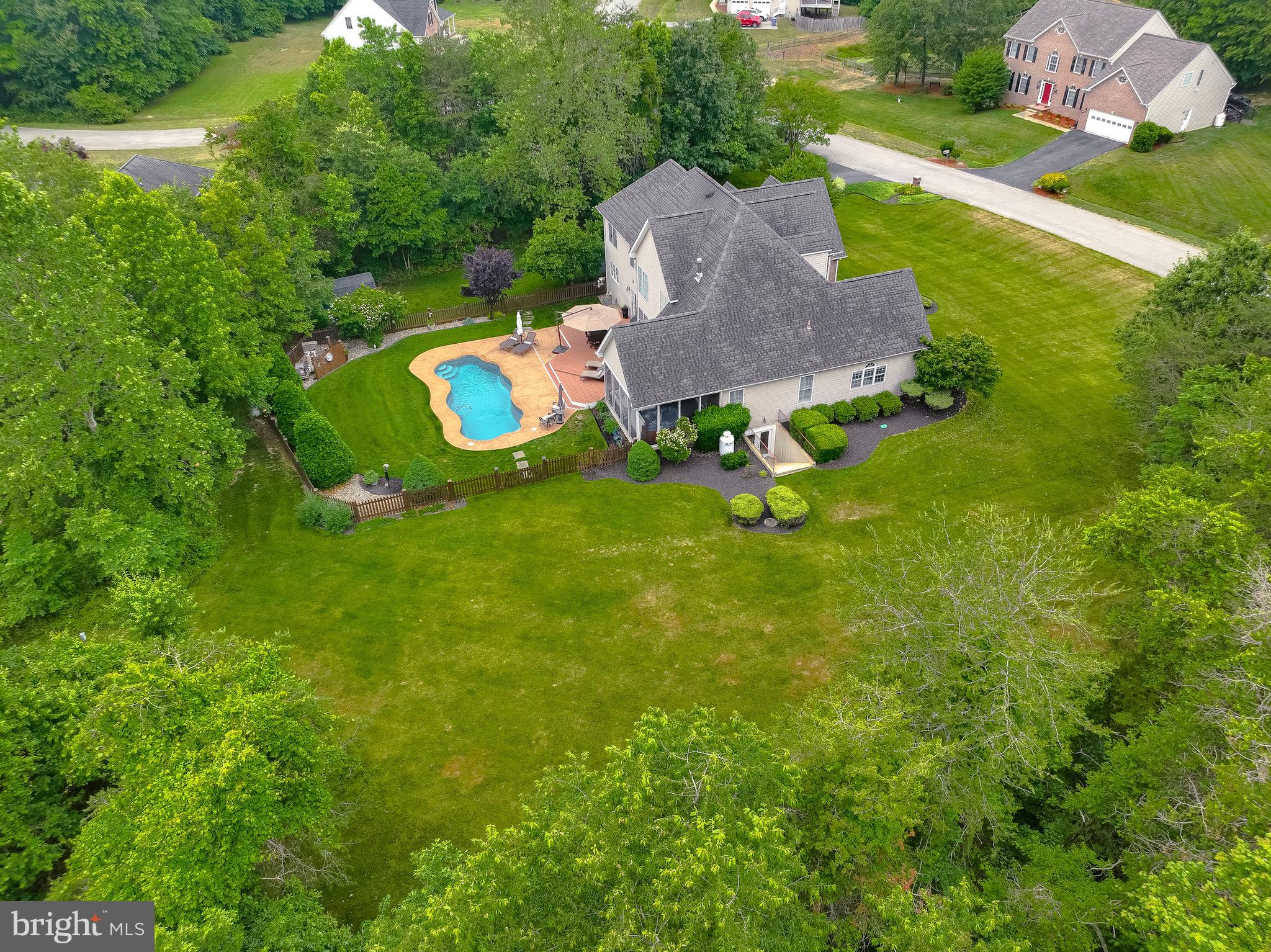 MAGNOLIA ISLE - Residential