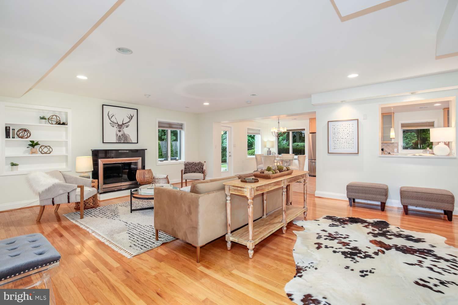 STRATTON WOODS - Residential