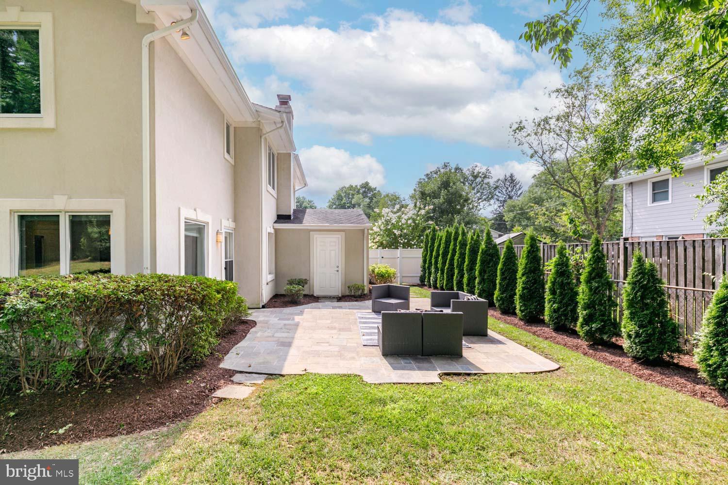 STRATTON WOODS - Residential