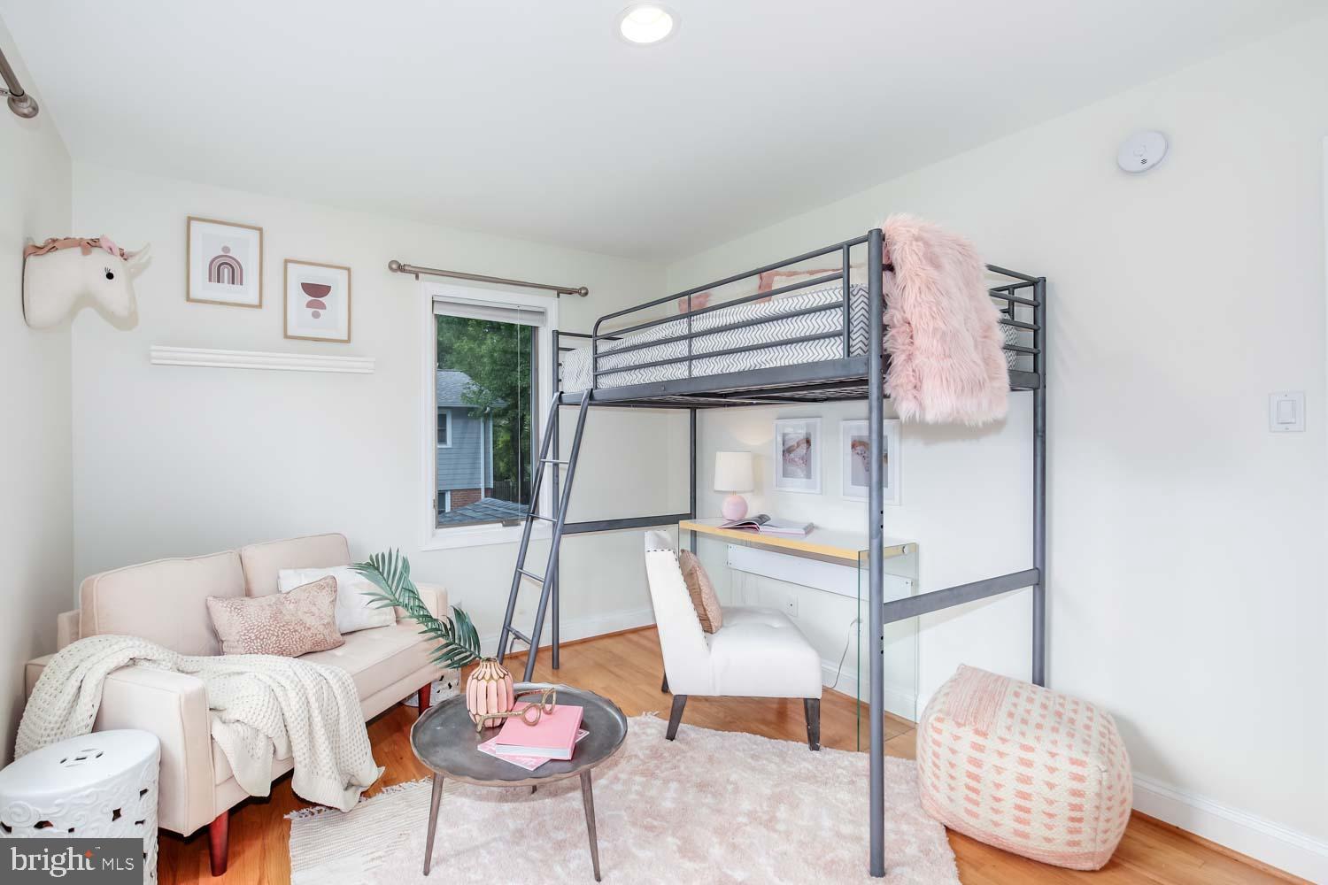 STRATTON WOODS - Residential