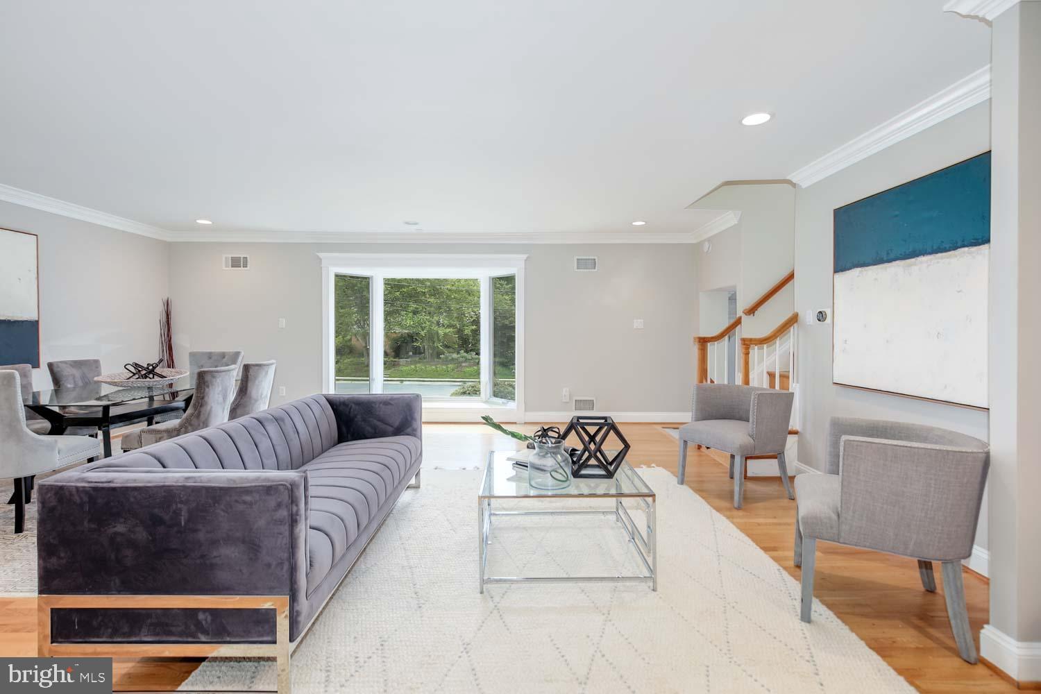 STRATTON WOODS - Residential