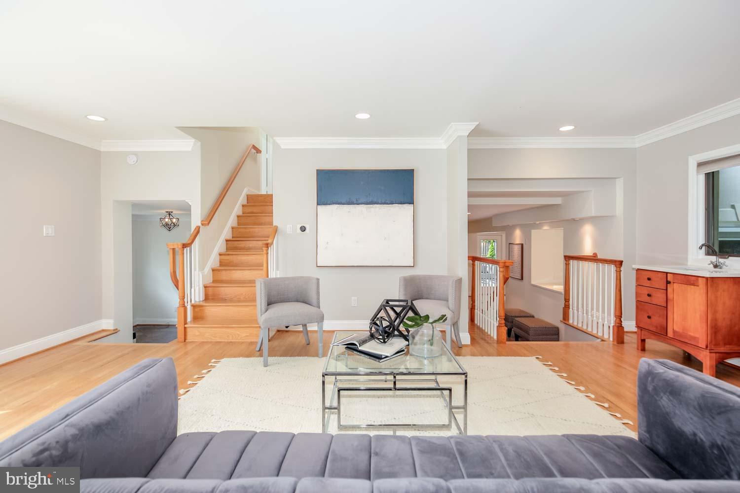 STRATTON WOODS - Residential