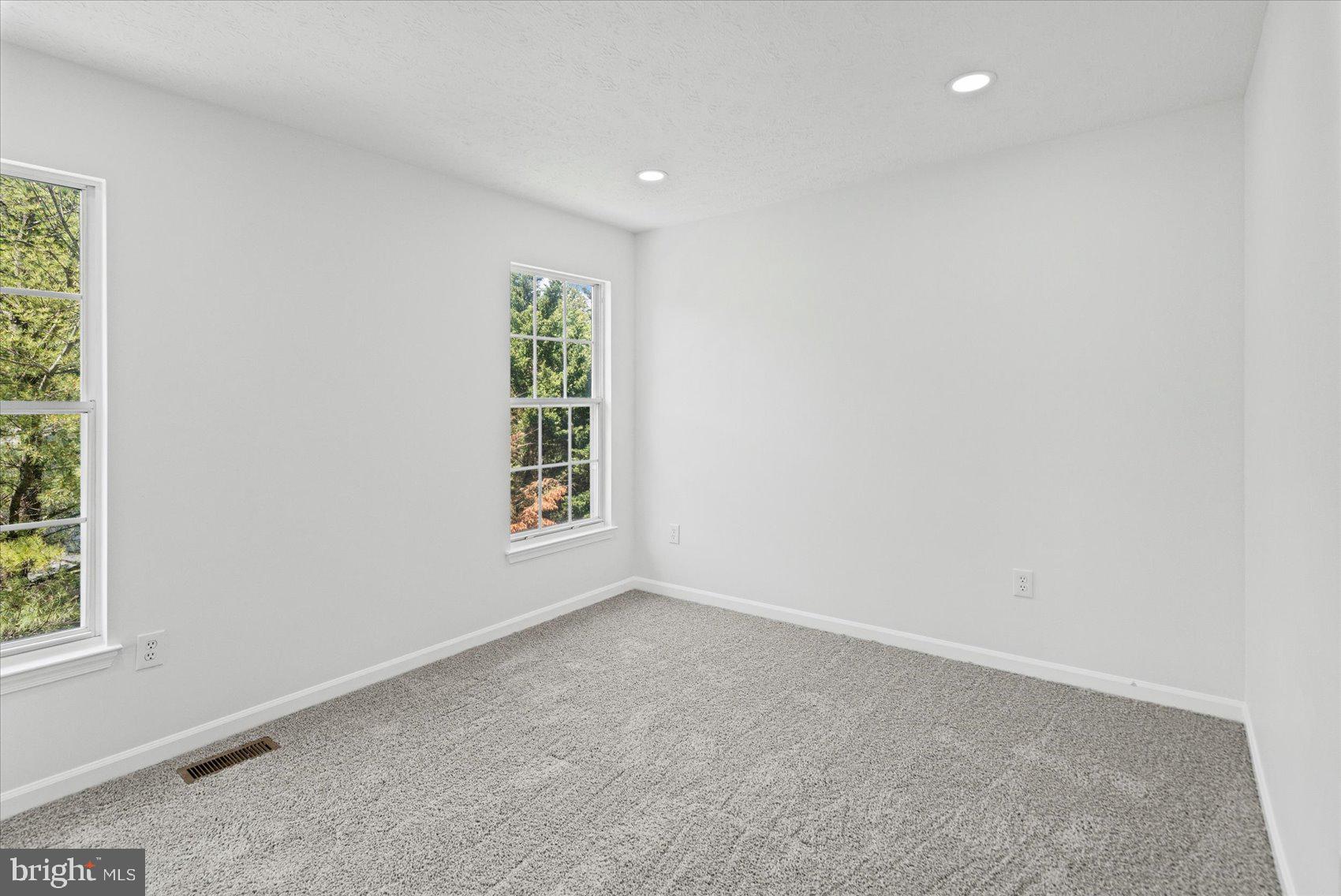 WILLOWOOD - Residential