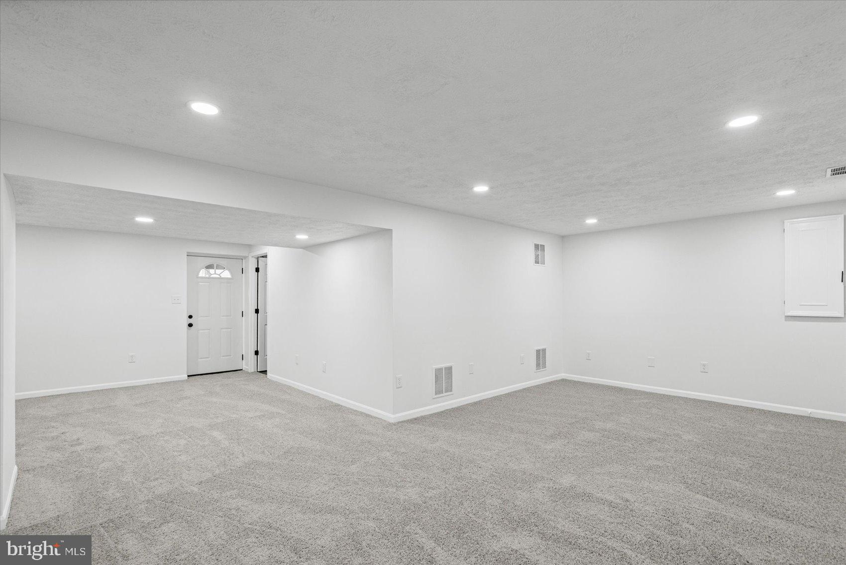 WILLOWOOD - Residential