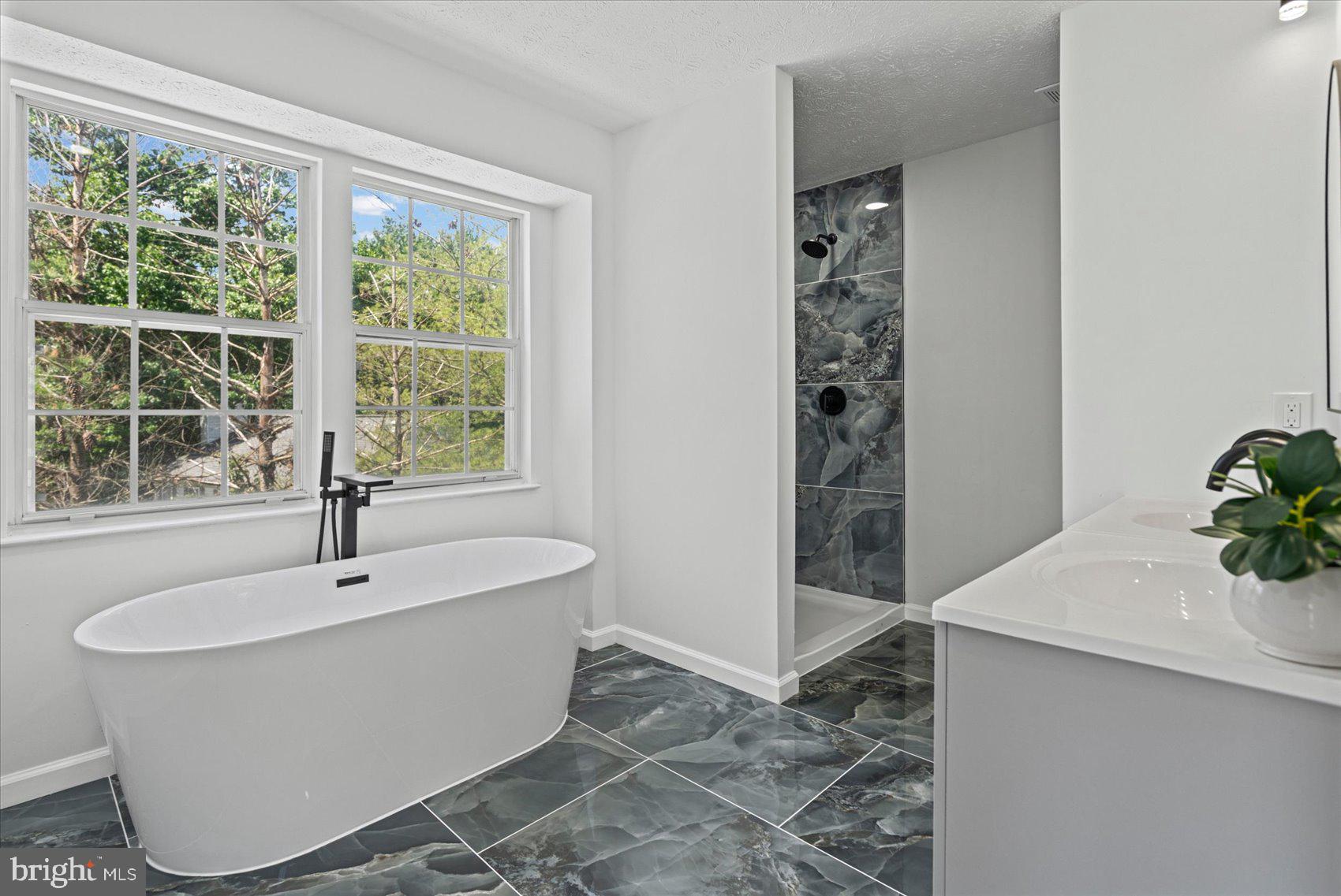 WILLOWOOD - Residential