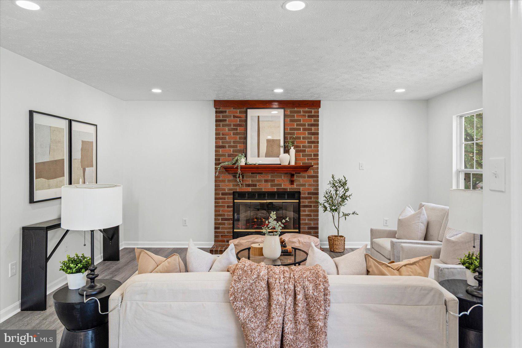 WILLOWOOD - Residential