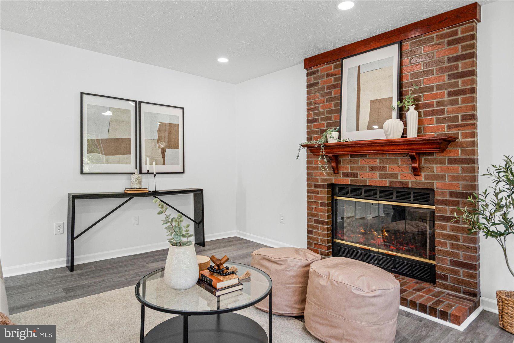 WILLOWOOD - Residential