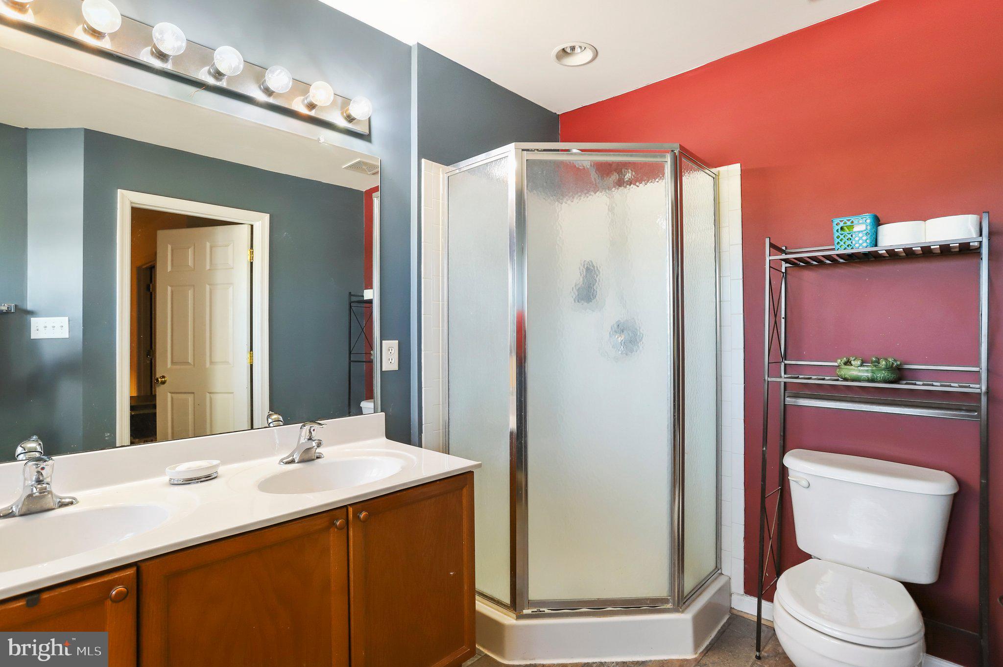 MANOR PARK - Residential