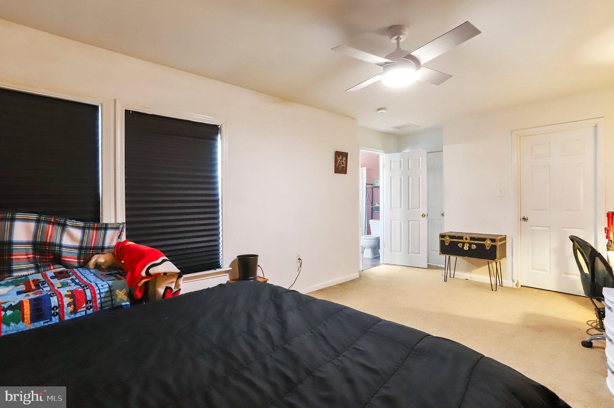 MANOR PARK - Residential